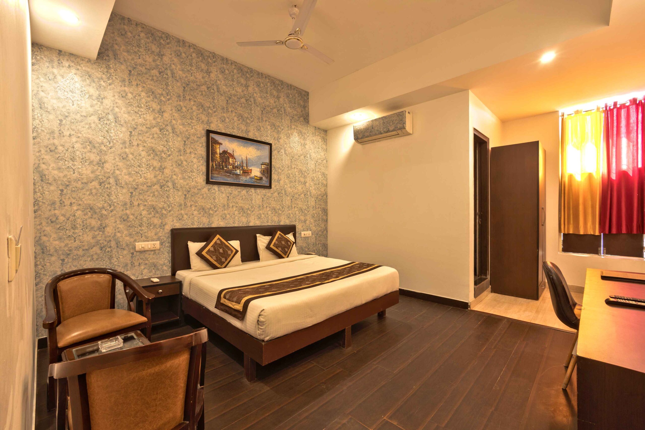 Deluxe AC Room | Tashree Hotels & Resort