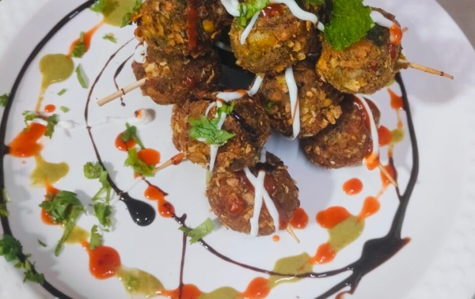 100% Veg food at Tashree Hotels